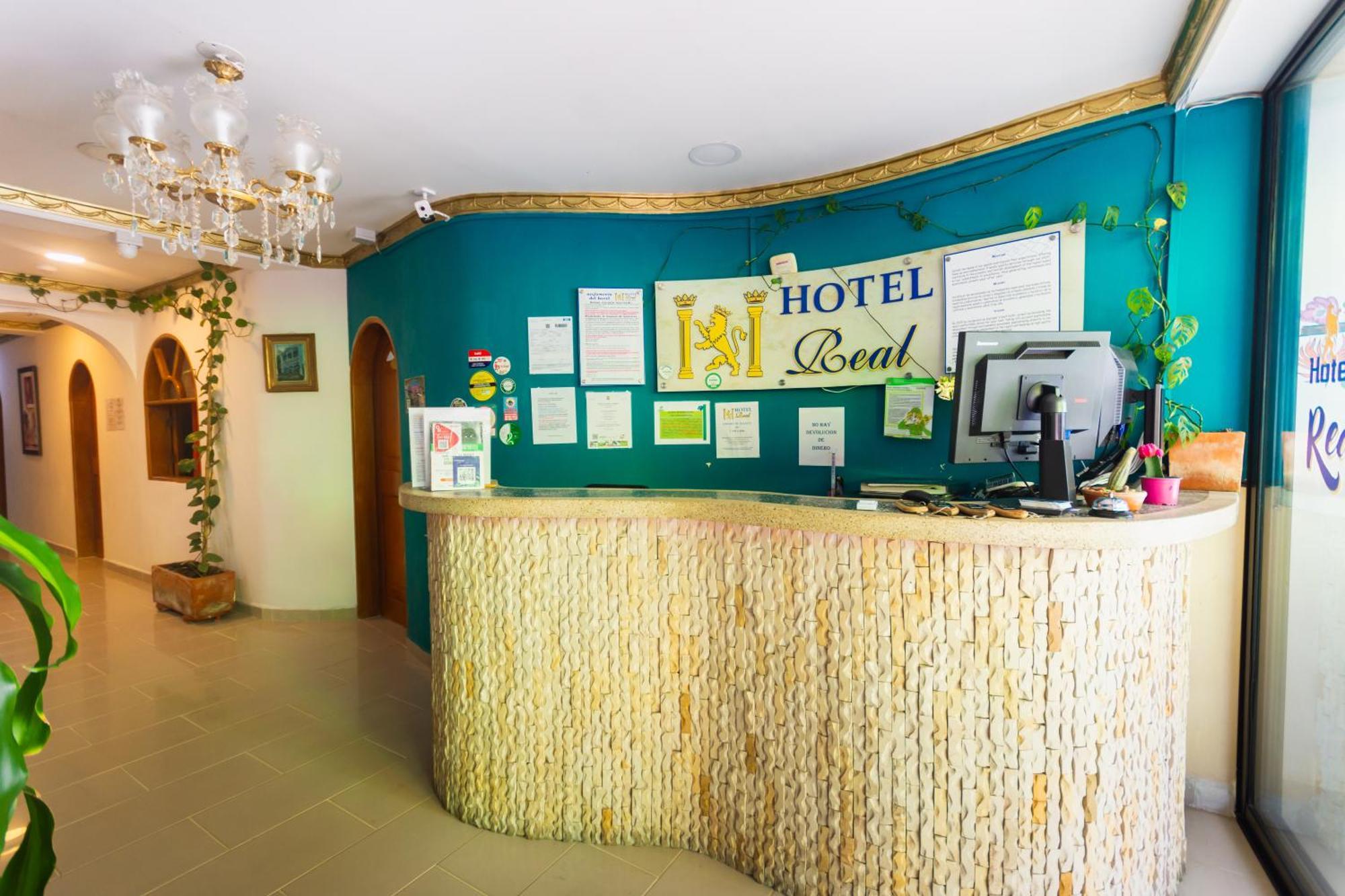 Hotel Real Гуатапе Экстерьер фото