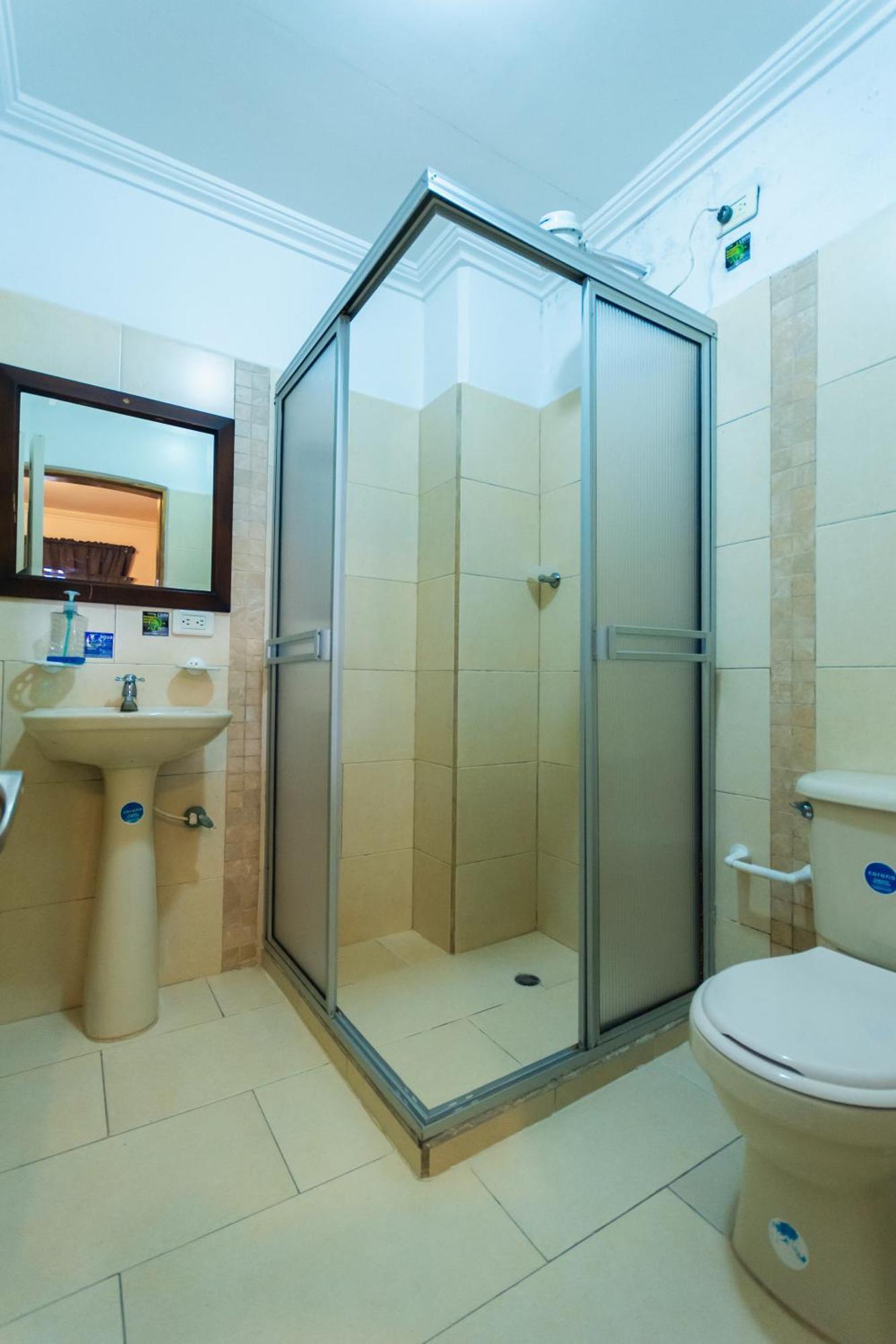 Hotel Real Гуатапе Экстерьер фото