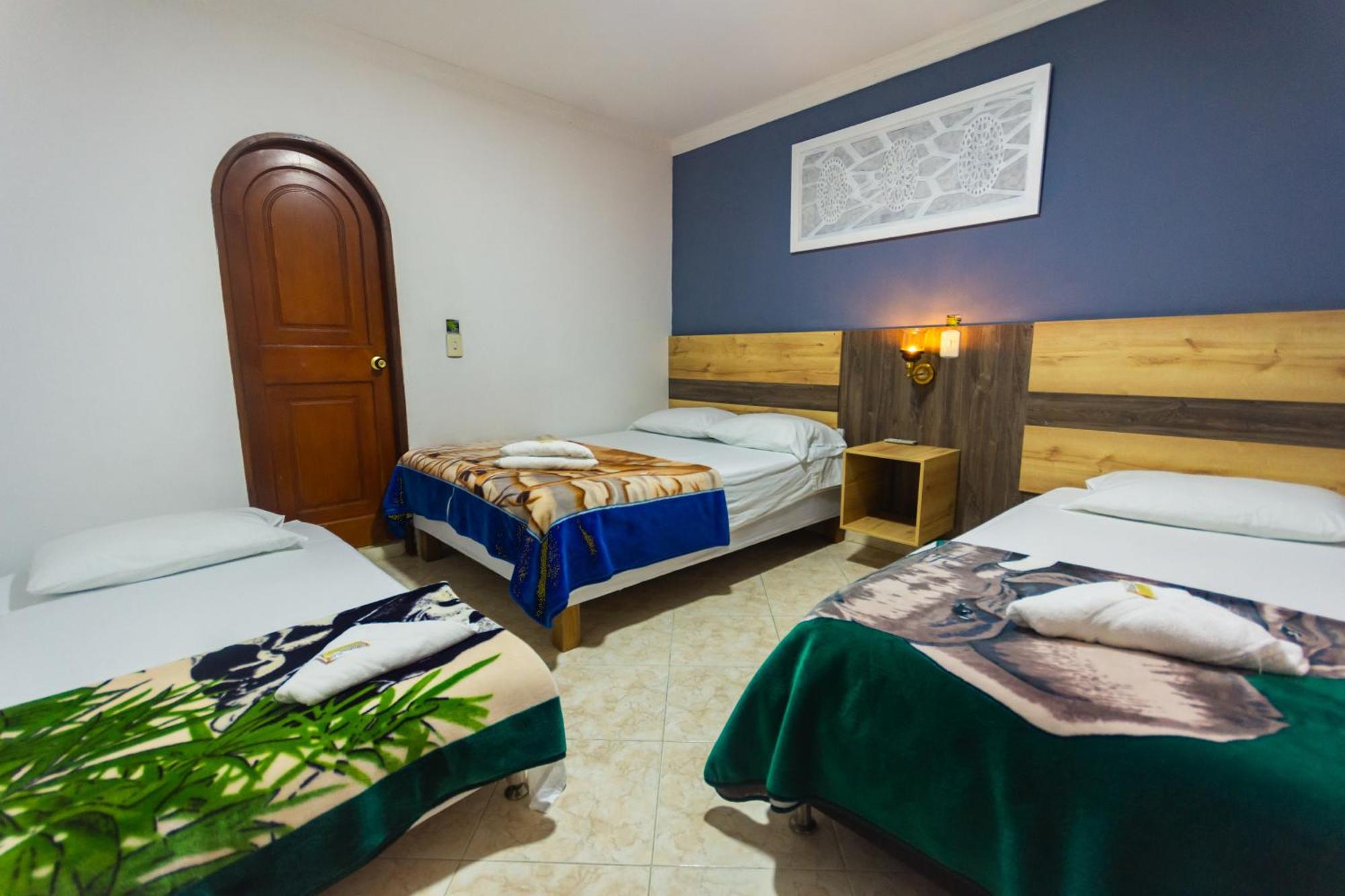 Hotel Real Гуатапе Экстерьер фото