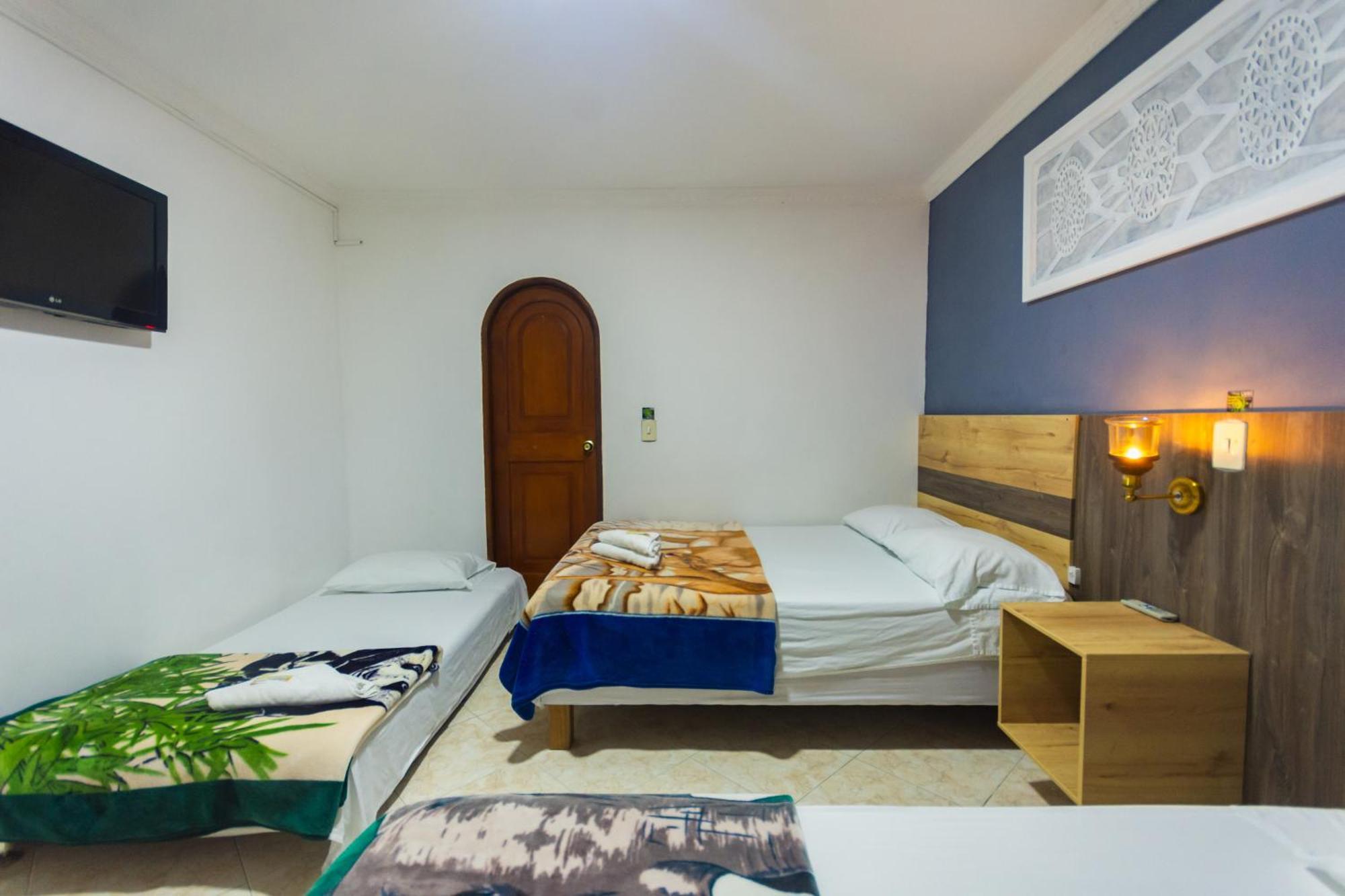 Hotel Real Гуатапе Экстерьер фото