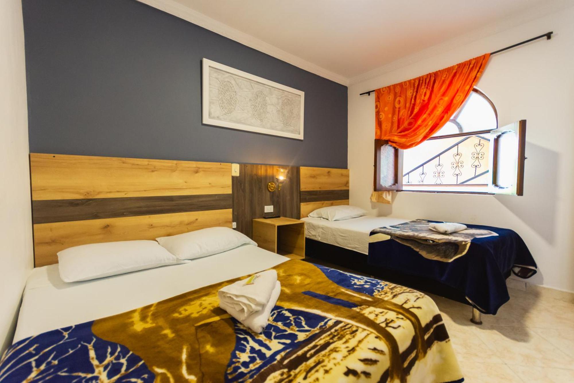 Hotel Real Гуатапе Экстерьер фото