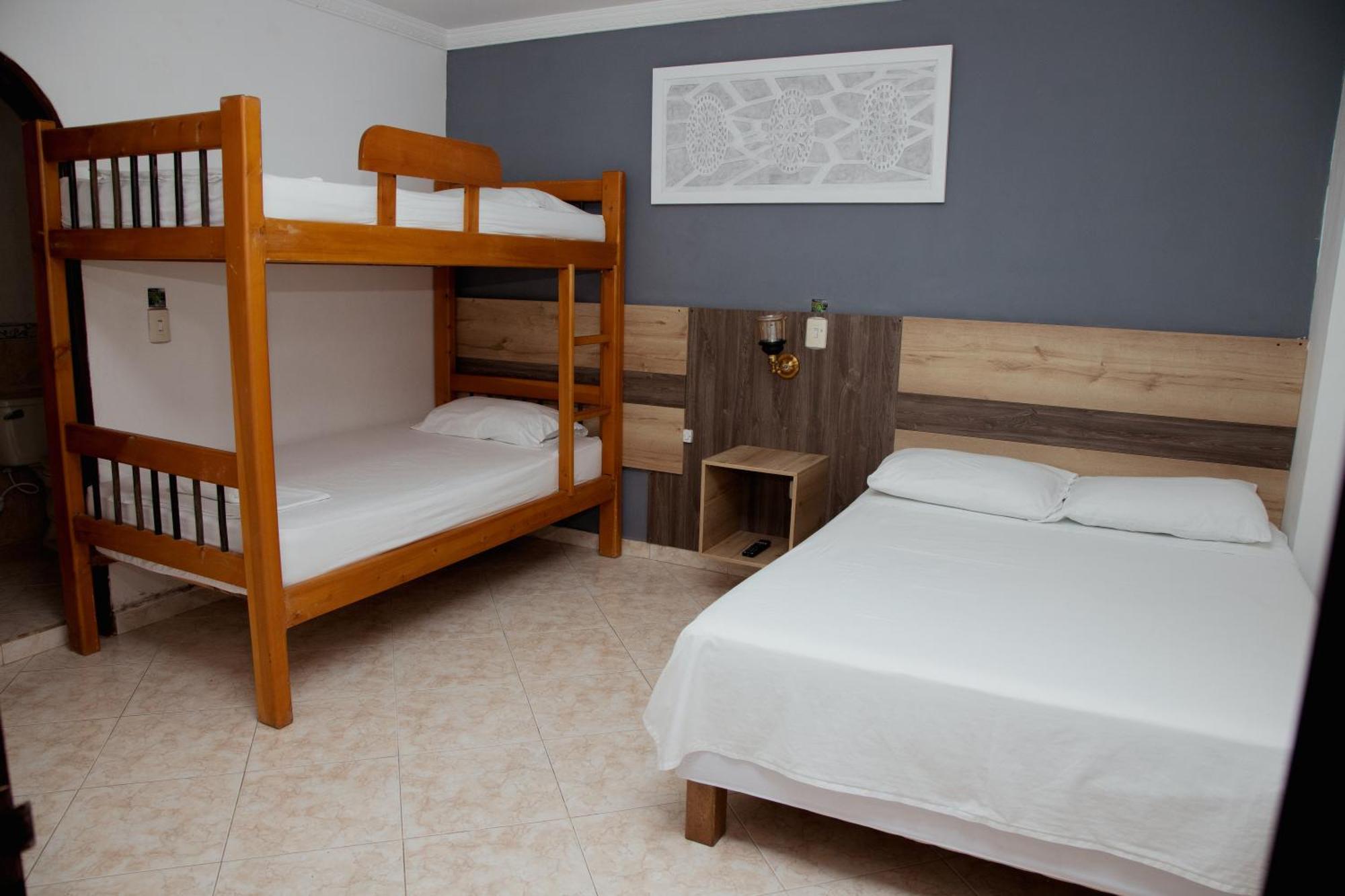 Hotel Real Гуатапе Экстерьер фото